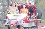 Click image for larger version

Name:	topthrill.jpg
Views:	243
Size:	39.3 KB
ID:	932757