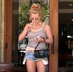 Click image for larger version

Name:	whitetrashbritney_thumb.jpg
Views:	449
Size:	33.7 KB
ID:	938295