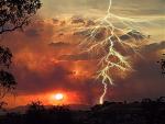 Click image for larger version

Name:	lightning.jpg
Views:	290
Size:	53.0 KB
ID:	948072