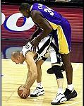 Click image for larger version

Name:	shaqhumps.jpg
Views:	217
Size:	30.5 KB
ID:	948480