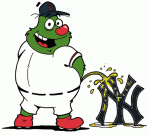 Click image for larger version

Name:	yankees.gif
Views:	260
Size:	27.2 KB
ID:	949134
