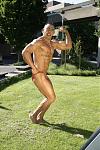 Click image for larger version

Name:	fun-bi-pose.jpg
Views:	274
Size:	61.0 KB
ID:	950294